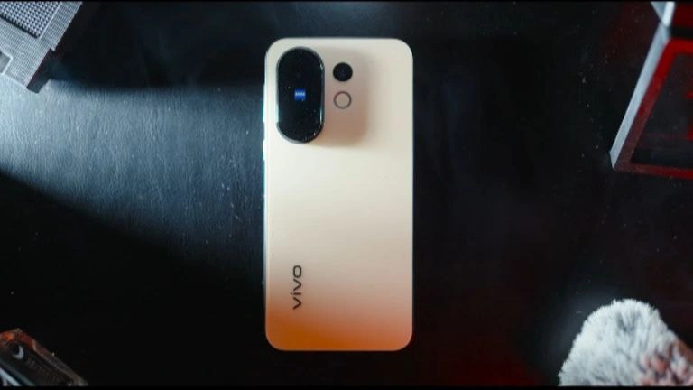 Vivo X200 FE